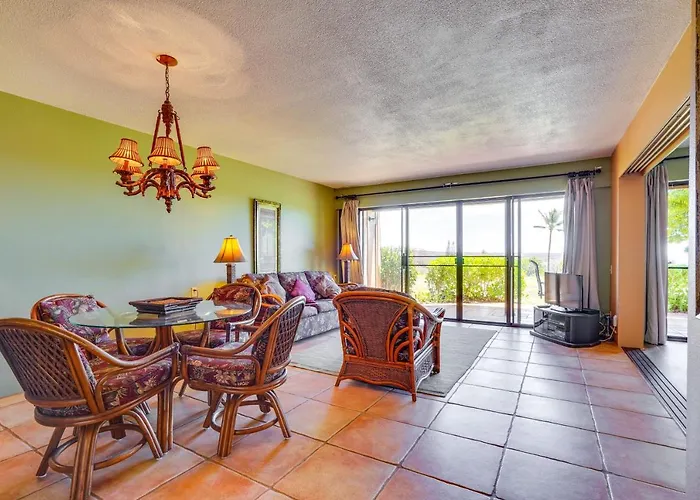 Maunaloa Vacation Rental - Walk To Kepuhi Beach!