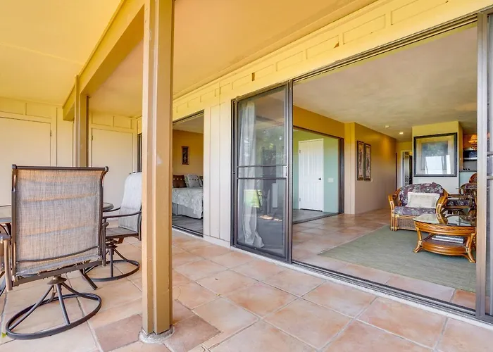 Maunaloa Vacation Rental - Walk To Kepuhi Beach!